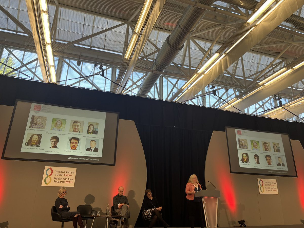 We should be proud of our strong community to support researchers in Wales &amp; we have the good ideas 🏴󠁧󠁢󠁷󠁬󠁳󠁿 But we are time poor and can do more to fix the leaky pipeline so it’s not based on luck <a href="/ResearchWales/">Health and Care Research Wales</a> @kerryhood