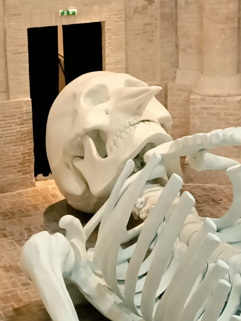 ArnaudRam's tweet photo. Foligno...exposition Calamita Cosmica... impressionnant... https://t.co/l667DKsYo4