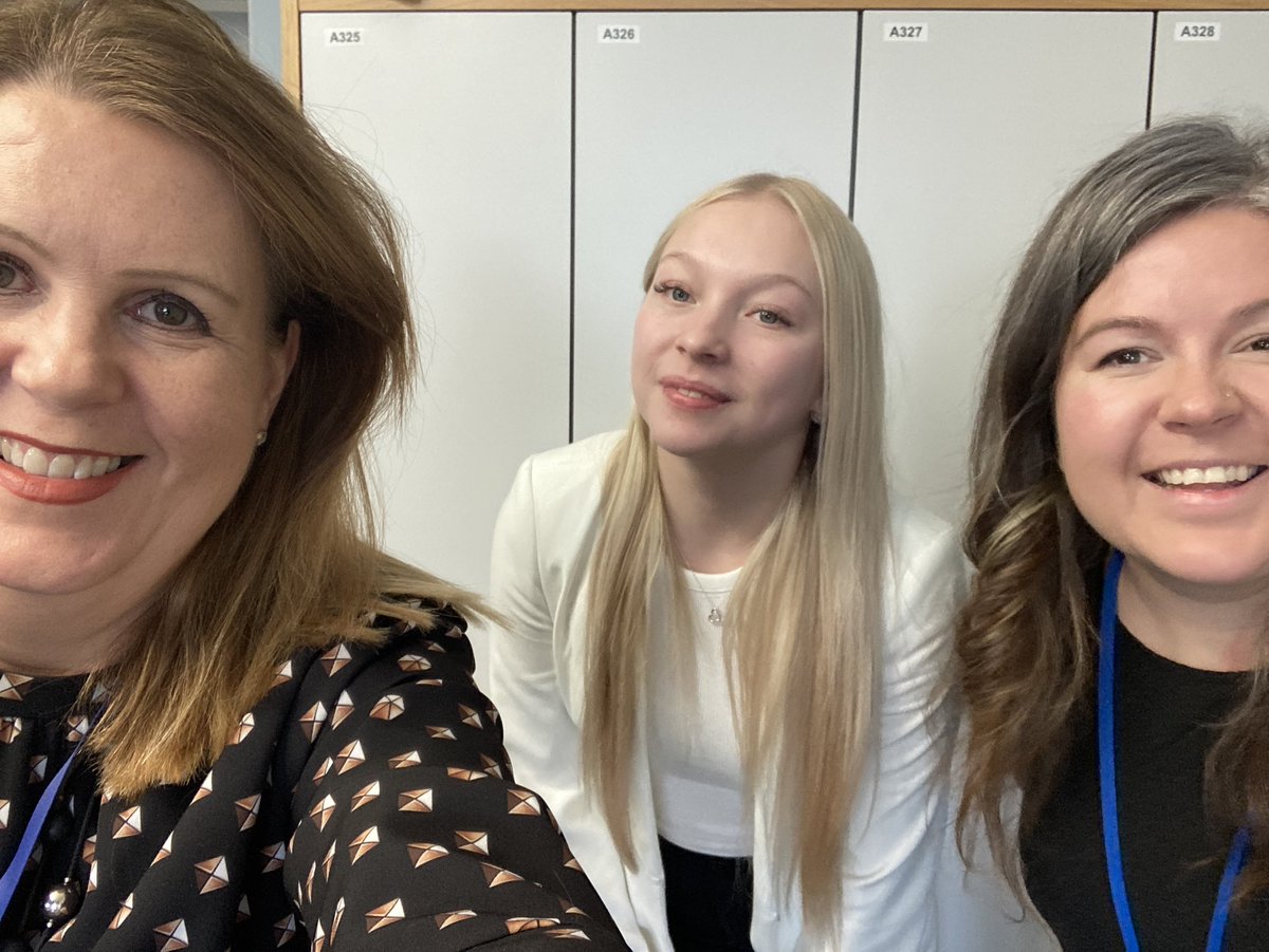 JaanaLappi's tweet photo. Tänään oli ilo tavata elinkeinoministerin työpäivää seuraava tulevaisuuden tekijä Milla Kippola #NYJobShadow. https://t.co/YQj4Quuhhl