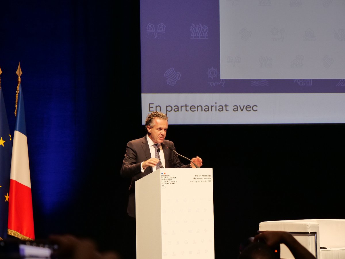 Prefet67's tweet photo. #Risques | Christophe Béchu @Ecologie_Gouv s'est rendu ce matin à #Strasbourg pour l'ouverture de la 5️⃣ème édition des Assises nationales des risques naturels #ANRN.

➡️ Discours d'ouverture et échanges avec différents acteurs de la #prévention des risques naturels https://t.co/oFErbXaiCg