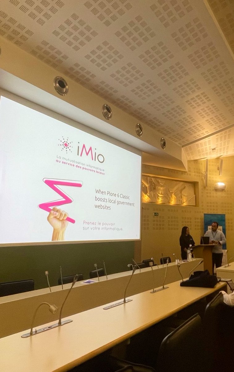 ecityclic's tweet photo. The keynotes of @BenSuttor and #ElisabethDonnay from @iMio_scrl have been so inspiring! ✨

They’ve done more than 200 websites of #LocalGovernment in #Plone. For sure #Plone6 meets the needs of #PublicInstitutions. 

#PloneConf2022 @plone @plonecms @sirkiwi https://t.co/zJbqtqwjQk