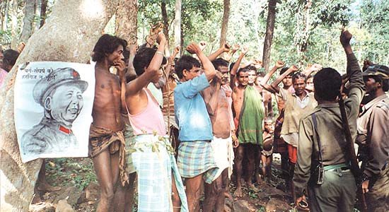 CamaradaYoldas's tweet photo. It was a blow to the Modi regime and its fascist, murderous and genocidal action.
#ICSPWI #CIAGPI #MovimentoComunistaGalego #MCG #GALIZAVERMELHA #MCI #Movimentocomunistainternacional #CPIMaoist #PCIMaoísta #NAXALITAS #MLM #NAXALBARI #NAXALITES #NAXAL #GPP #GuerraPopular https://t.co/elY4XQD6yr