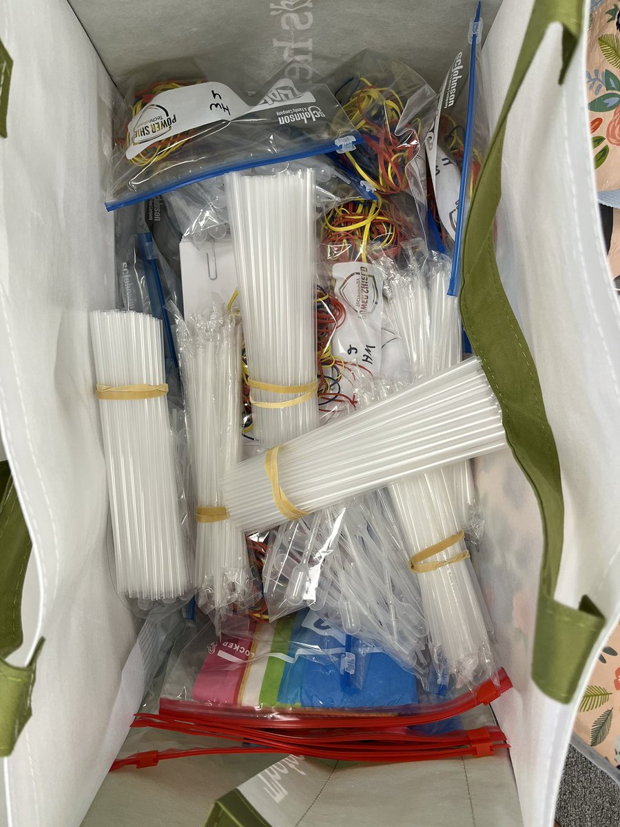 AKMaynes's tweet photo. STEM Day materials coming your way @Altavestawoburn @LinscottRumford @GoodyearWoburn @HurldWymanWu @MWSchool @Reeveswoburn @WPS_Shamrock starting today! #MassSTEMWeek #WoburnSTEMWeek https://t.co/vyvbwXbSDk