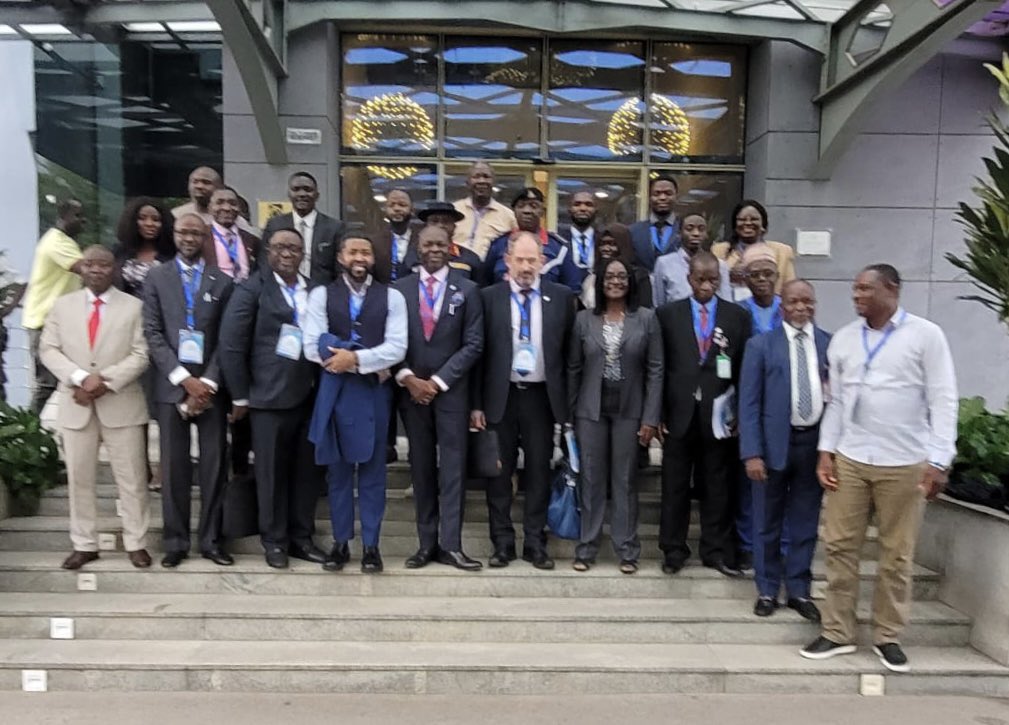 Prof Kirk T Semple 🦈 tweet media