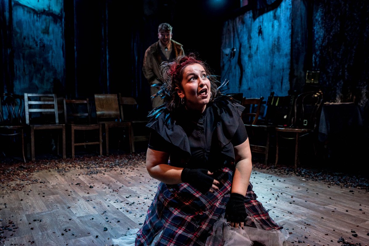 TheHopeTheatre's tweet photo. A first look at The Moors ahead of tonight's opening - break legs @tildschilds, @TamaraCapybara, @PeterHadfield99, @KeniaFenton, Imogen and Meredith! #TheMoors #HopeAutumn https://t.co/jlMpAIO3K5