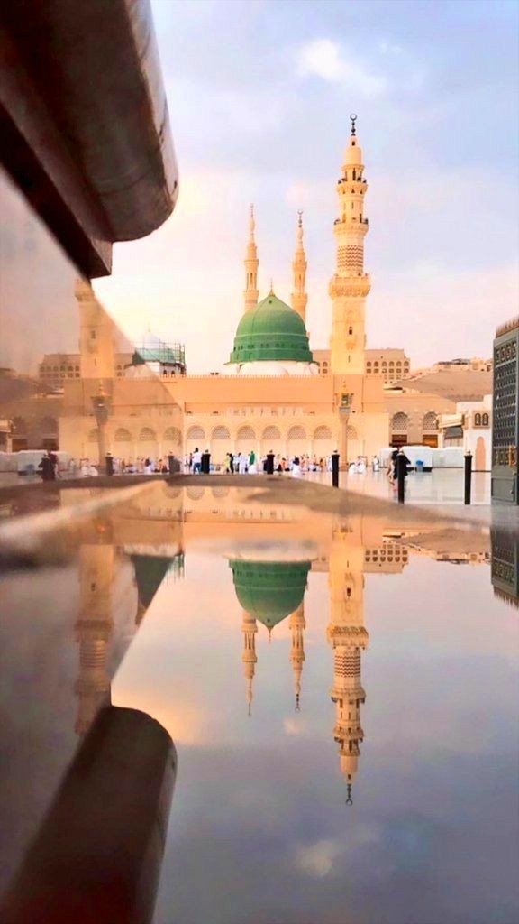 r_tashakoriiii's tweet photo. ما برای اینکه به صلح ودوستی برسیم،
نیازی به اسلحه و بمب نداریم ،
دین ما دین شفقت ودوستی است ،
به این دو نیاز داریم ...
#ProphetMuhamm 
#صادق_آل_محمد https://t.co/397B0MUmfd
