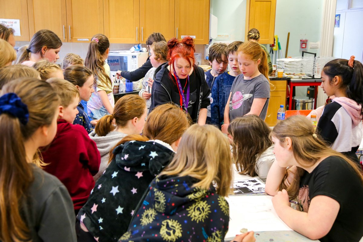 timeenough_im's tweet photo. Kensington Arts and New Artists #Timeenough #IsleofMan  #Arts #Children #Competitions #Dance #Muisc #Plays #Social #Theatre

https://t.co/m9wOAXmZlr https://t.co/IHgG9RJvto