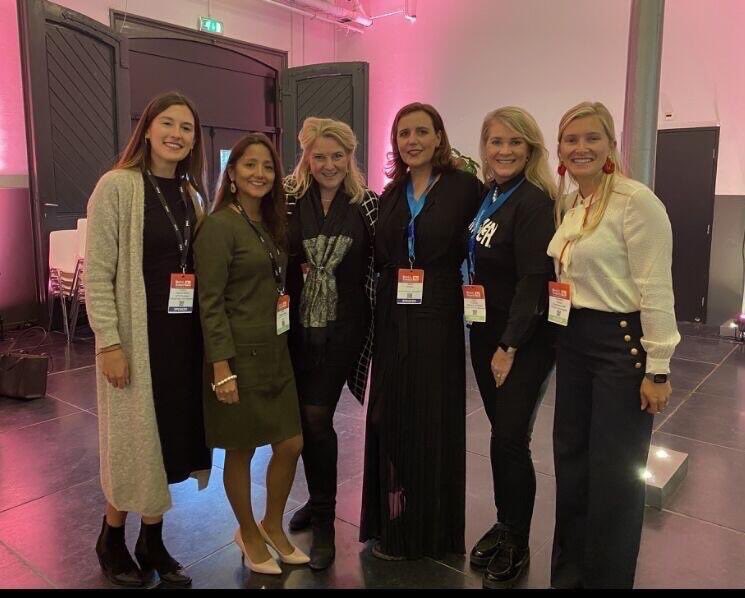 Sarah Porter 🦋 (@scolesporter) on Twitter photo I think we NAIL diversity here at <a href="/WorldSummitAI/">World Summit AI: We do AI different.</a> - we have at least half of our audiences who are women, more women and diverse speakers on our stages than any other I’ve seen -, thx for the comment though, always striving to “do better”.
🙋🏼♀️🙋♀️🙋🏾♀️🙋🏻♀️ #wsai22 I think we NAIL diversity here at <a href="/WorldSummitAI/">World Summit AI: We do AI different.</a> - we have at least half of our audiences who are women, more women and diverse speakers on our stages than any other I’ve seen -, thx for the comment though, always striving to “do better”.
🙋🏼♀️🙋♀️🙋🏾♀️🙋🏻♀️ #wsai22
