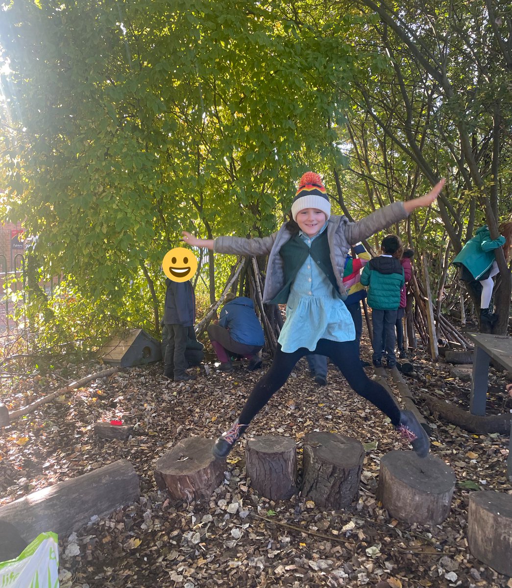 KPSFeed's tweet photo. #KPSYear4 4Gi loved making Roman catapults in the sunshine today!ππ #KnavesmireCharacter #TakingLearningRisks #Determination #Resilience https://t.co/YumpjMQu1w
