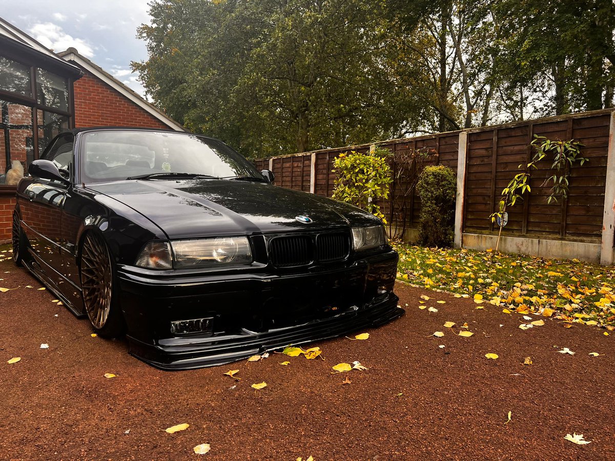 e36_chick's tweet photo. @BigMikey2233 sorry am i not allowed?🙃 https://t.co/cOB4X3DF2n
