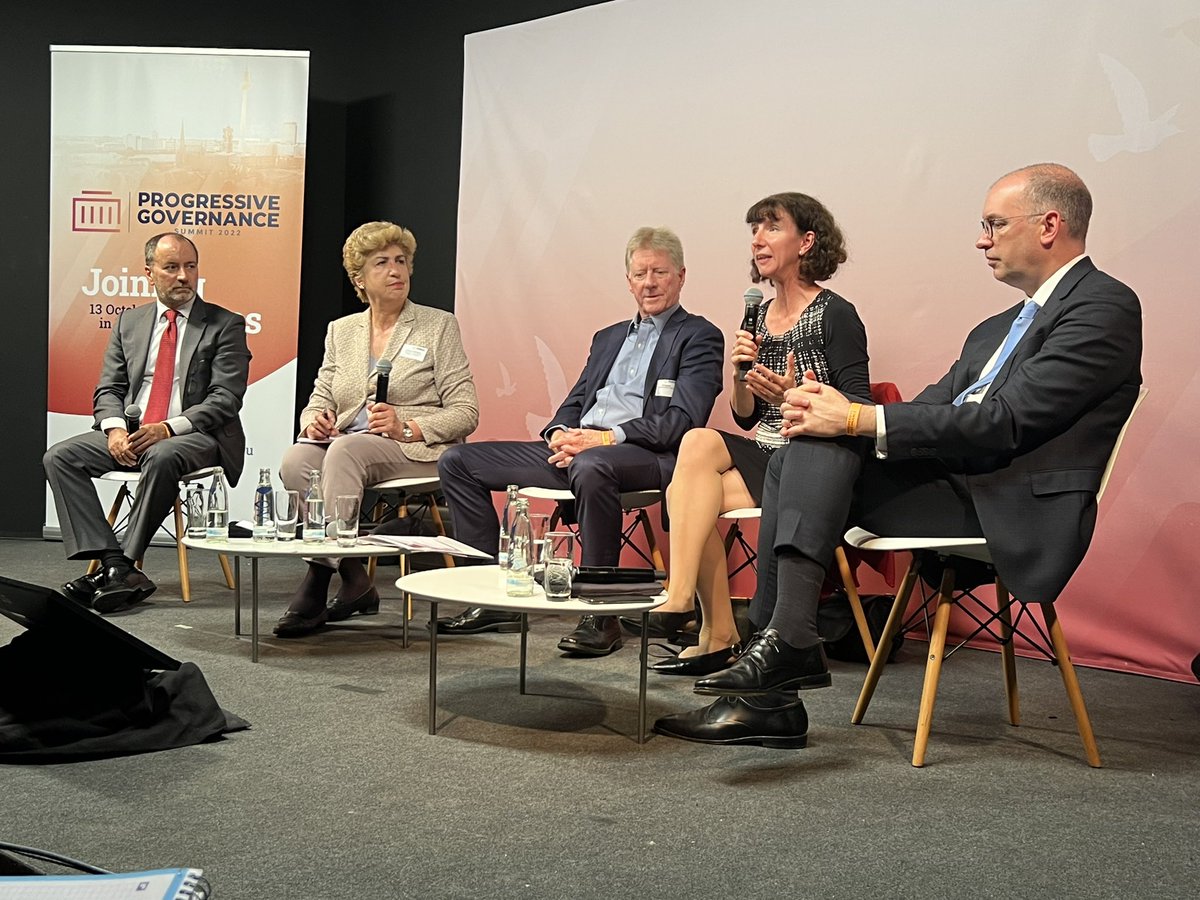 .@AnnelieseDodds Chair @UKLabour speaks about #inequalities in the UK. “The government’s spending is only making inequalities worse” She’s one of the authors of the recently published FEPS book📕‘Enduring Values: How progressives across Europe can win’ bit.ly/FEPSenduringVa…