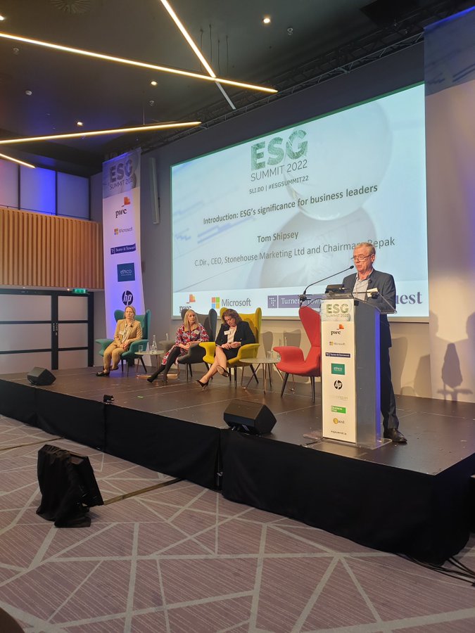 InfraSummitIE's tweet photo. "As business leaders we are late to ESG, but it's never too late to change."
Great opening session this morning with Tom Shipsey C.Dir, CEO, Stonehouse Marketing & Chairman, @RepakRecycling
#ESGSummit22 https://t.co/Qrk4igpmoU