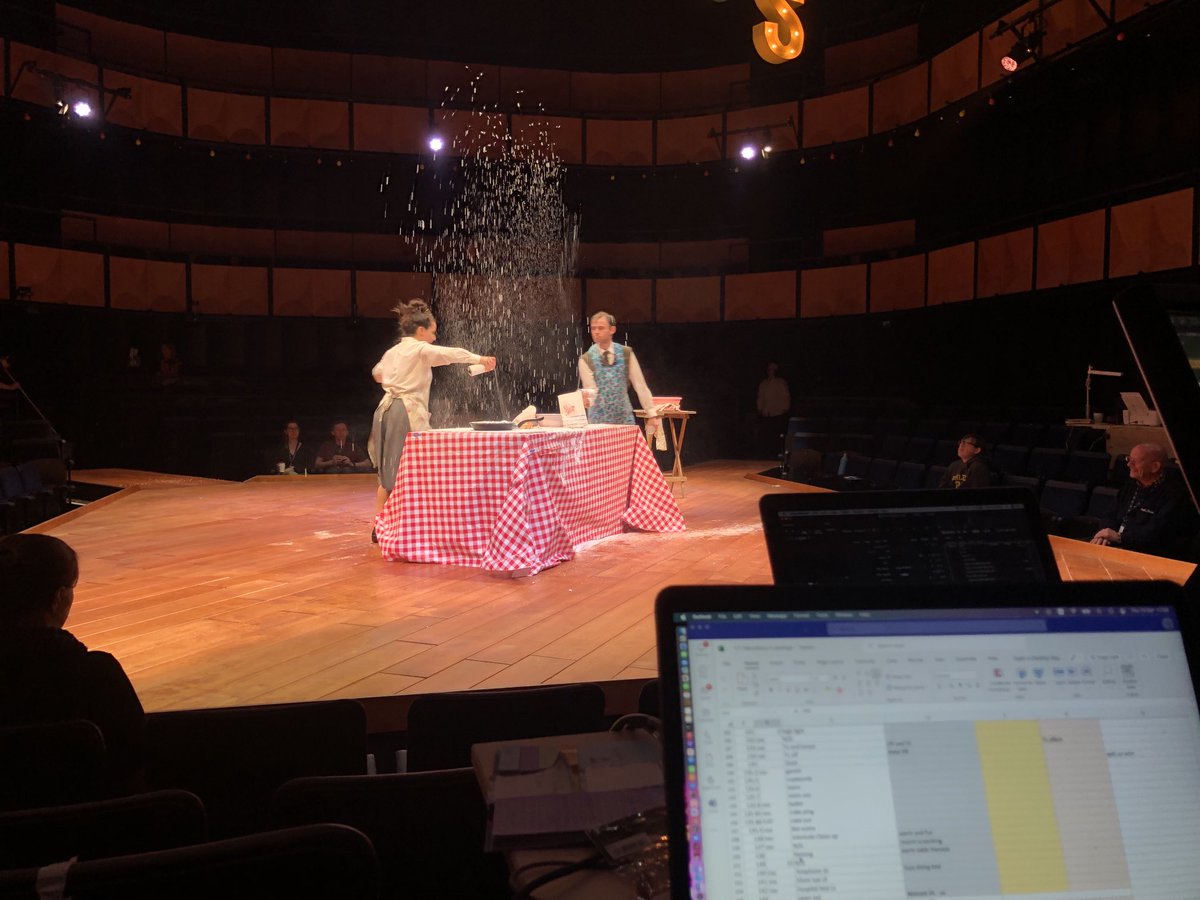 The moment they open the squirty cream in a brand new theatre #marvellous