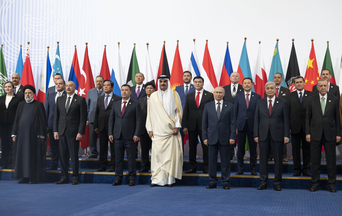 TamimBinHamad's tweet photo. كما سعدنا بمشاركتنا في القمة السادسة لمؤتمر التفاعل وإجراءات بناء الثقة في آسيا "سيكا" المنعقدة بأستانا، متمنين أن تكلل نتائجها بالنجاح لما فيه خير ومصلحة شعوب القارة الآسيوية. نشكر رئيس كازاخستان على حسن الاستقبال وكرم الضيافة. https://t.co/GyuUAqNxs2