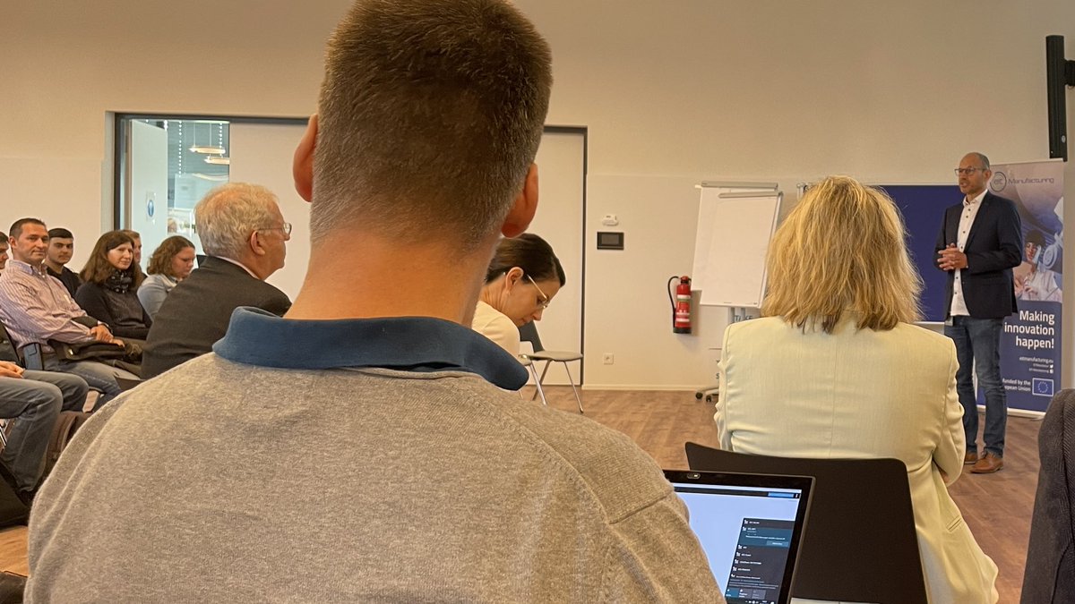 mrs_kirsch's tweet photo. Welche Ansätze verfolgen #Startups in Bezug auf #Bildverarbeitung und #KI? Dazu gab es heute interessante Einblicke beim @EITManufactur und @IDS_Imaging Forum „Computer Vision &amp; KI in der Qualitätssicherung“ https://t.co/6p4RgcRoo8
