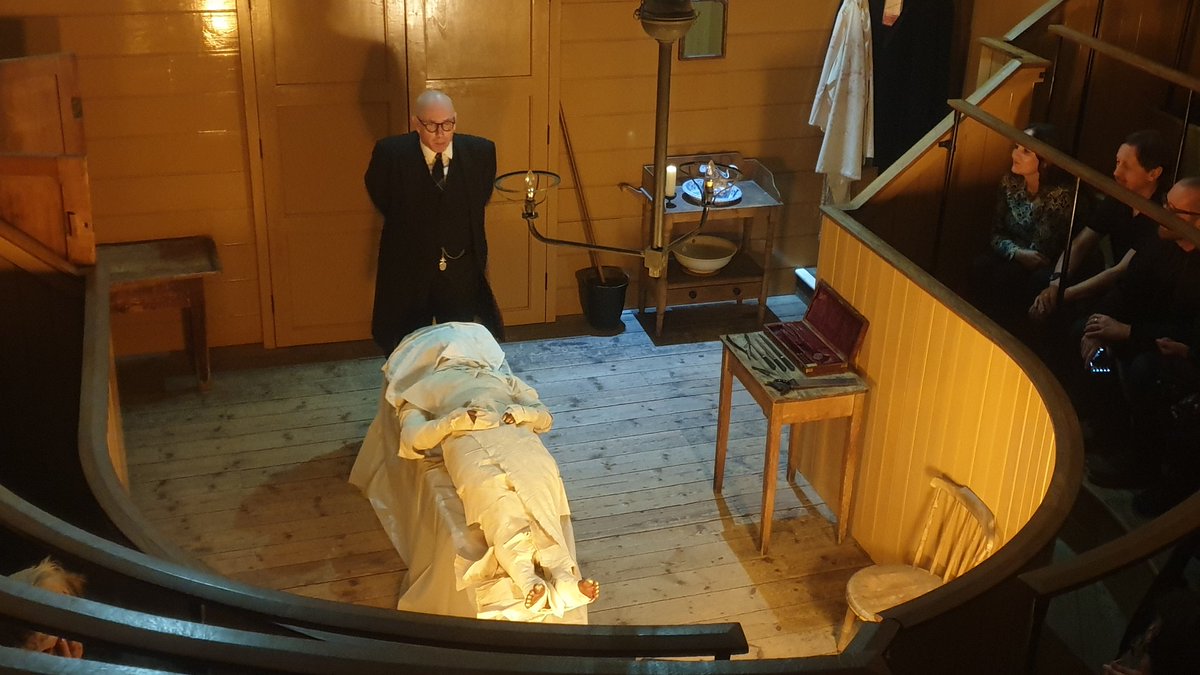 OldOpTheatre's tweet photo. Last night we had the pleasure of hosting a mummy unrolling by @JohnJJohnston at #OldOpTheatre. What an illuminating performance and intetesting discussion about the ethics of this practice! Thanks to all who attended and brought such interesting questions. π #OldOpEvent https://t.co/Jmue0v1EkZ