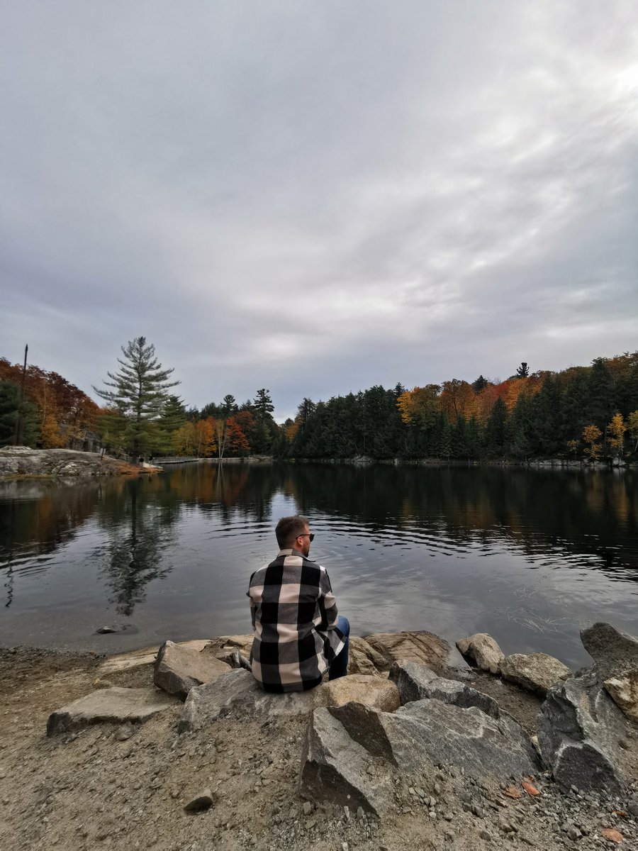 aureliencailloc's tweet image. Je ne suis pas très présent en ce moment sur les RS. En vacances de l'autre côté de l'atlantique 🇨🇦

Mais les émissions sur LMtv sont enregistrés et on se donne rdv tous les vendredis à 19h 😁

Et je me demande si je vais rentrer.. 😬

#Canada
@Canada
#parcomega