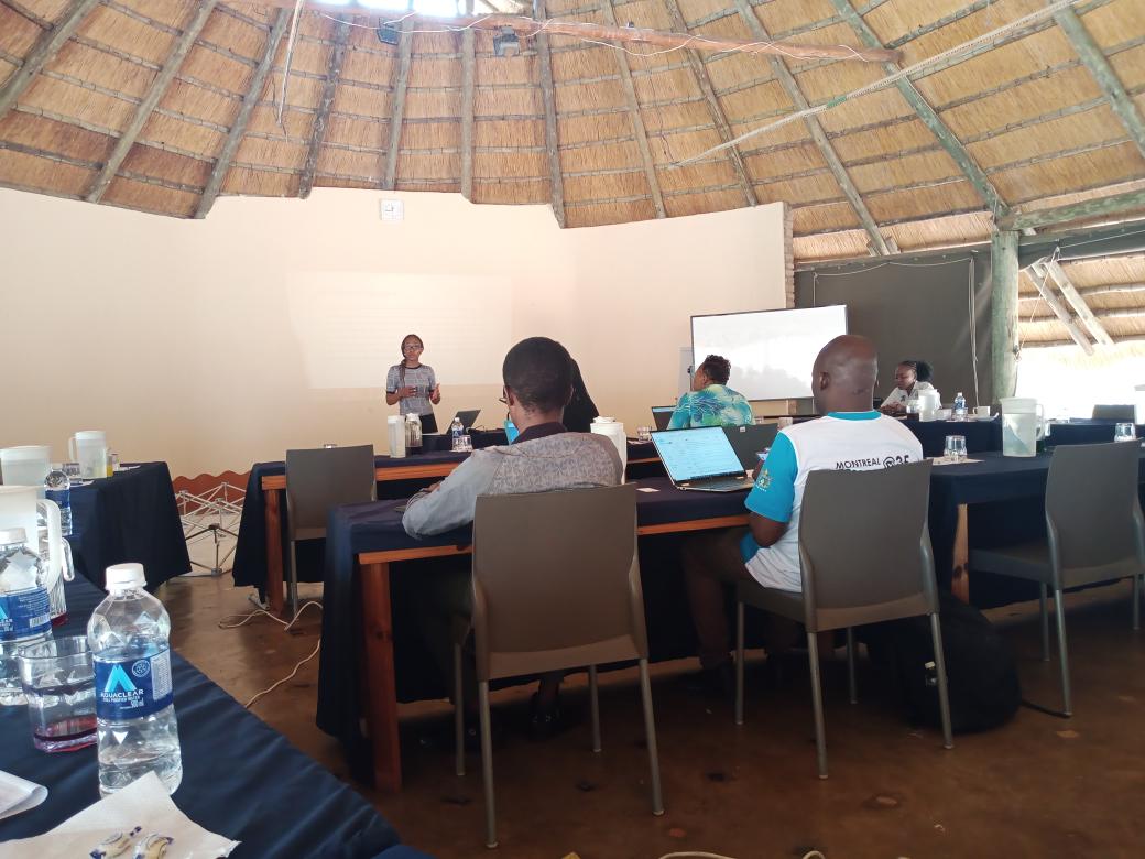 Women's Weekly Journal tweet media