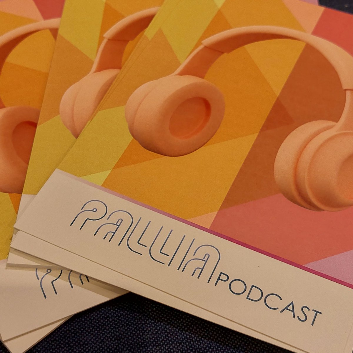 RobBruntink's tweet photo. Podcastliefhebber? Kijk/luister dan eens hier https://t.co/Zi1GmAqzv2 Deel één  van een podcast-reeks over proactieve zorgplanning. https://t.co/EfChPT5mWJ
