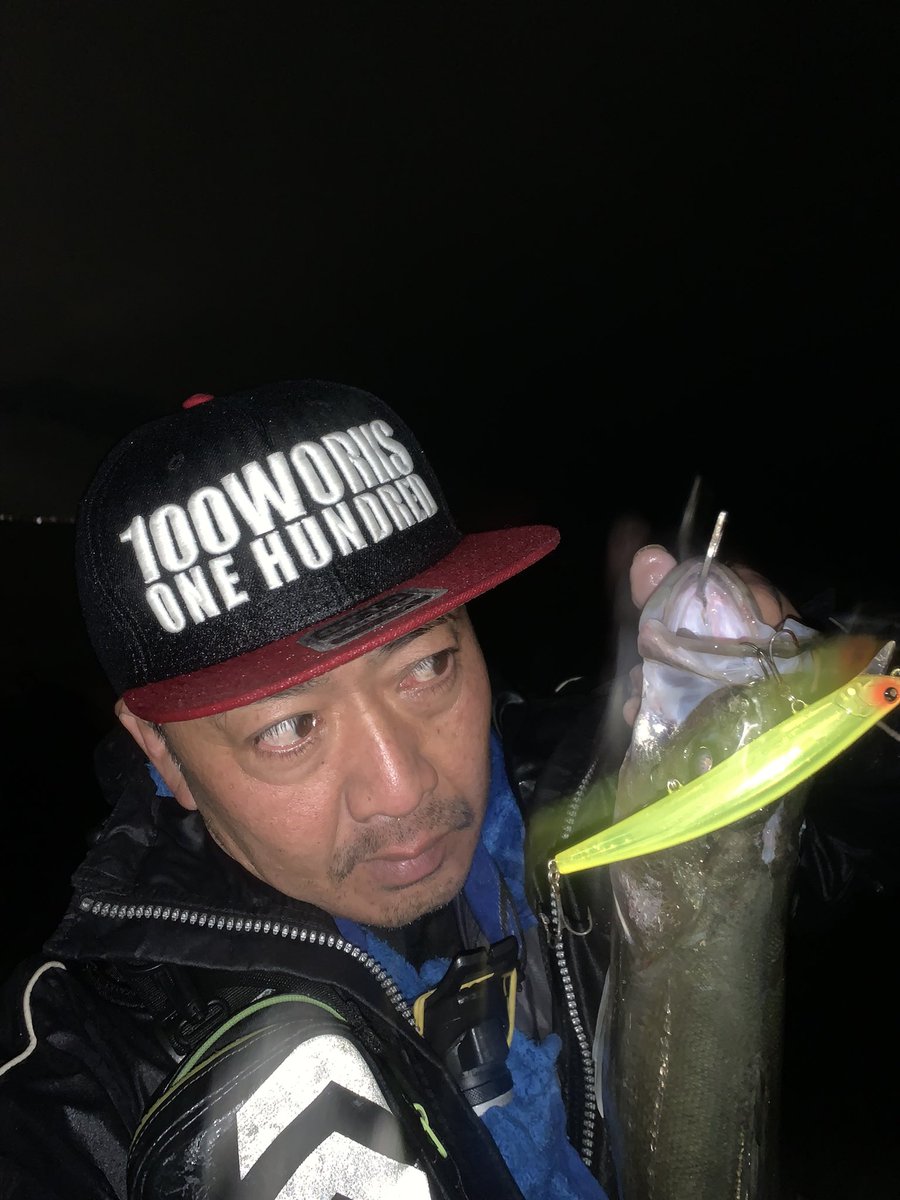 2224K's tweet photo. UKベイトでアタリ取り
Qpenでバラし
ガマダスで獲る

なんのこっちゃ😂

ガマダスジンジン😂👍

潮被りまくりで寒さ限界
撤収します😰

#マルジン
#ガマダス
#Qpen
#UKベイト https://t.co/j4JPwQLcjV