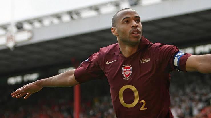 IDGoonerscom's tweet photo. Jersey favorite mayoritas gooners Tahun 2005/06 ready nih di HK.Jersey, yang belum punya, monggo. 

Oh iya, kalian bisa dapetin jersey ini dengan Promo Gratis Ongkir tentunya di store yang selalu IDG rekomendasiin 

Bisa di check
Ig : @/hk.jersey
Hub:  https://t.co/FyKAQUk4cV https://t.co/NG6kaeQWwp