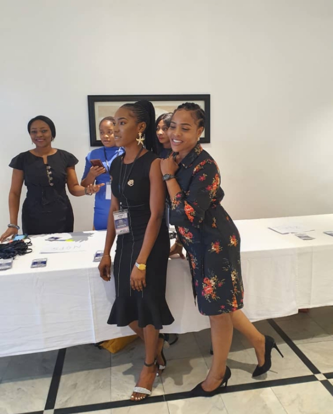 AdeCrowned's tweet photo. #NigeriaHealthWatch
#futureofhealthconference
#thepoliticaleconomyofhealth
#PoliticsOfHealthNG https://t.co/ECC7fdOgqJ