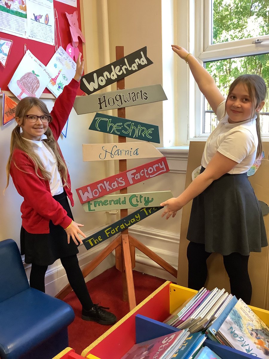 GPSElmClass's tweet image. This morning Year 6 visited Chorley library. We had a session learning about the library then chose some books to borrow. @ChorleyLibrary @Gillibrand_Sch @gillhead25