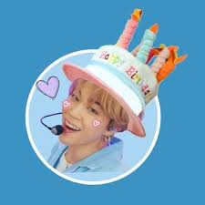 fanassmat's tweet photo. @BTS_twt_JIMINPK Happy birthday jimin🎉🎂🍾 full of happiness and joy.  And above all don't stop smiling, it suits you so well. Purple you💜💜🌈 https://t.co/Exksesjjj5