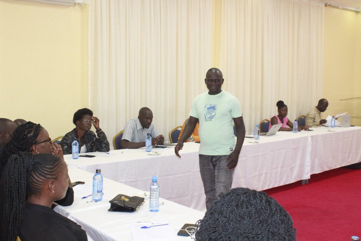 #MakingTheYouthFactorCount
Engaging selected youths from Bungoma,Vihiga ,Kakamega &amp; Kisumu Counties on meaningful Participation on Socio-Economic &amp;Political issues of concern and their mitigation.
<a href="/KAS_Kenya/">Konrad-Adenauer-Stiftung (KAS) Kenya</a> <a href="/AdogaEdwin/">adoga edwin</a> <a href="/LuyaPeter/">Peter Luya</a> <a href="/kenanjejoh/">kenedy kanjejo</a> <a href="/clscbo/">Community-Led Solutions CBO</a>