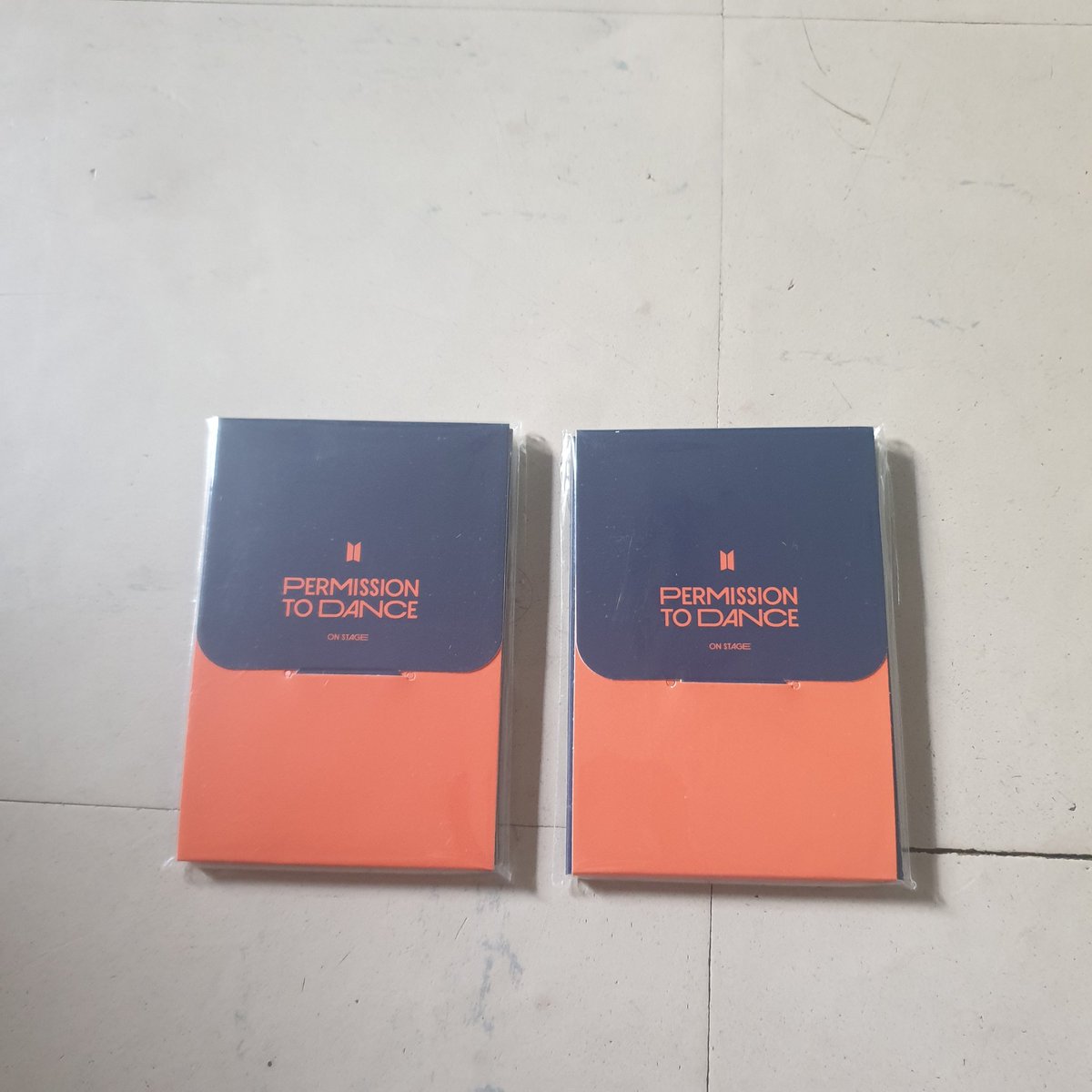 BArmythailand's tweet photo. (SALE)  ราคาเซตละ 300 รวมส่ง
📢 ของพร้อมส่ง สนใจเดมมานะคะ

#ตลาดนัดรวมด้อม #ตลาดนัดบังทัน #ตลาดนัดรถไฟบังทัน #ตลาดนัดBTS
#ขายการ์ดบังทัน https://t.co/0bfOoBPM4C