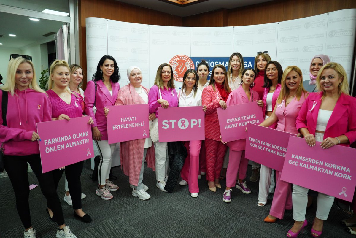 Ünlü oyuncu Seren Fosforoğlu, ''Meme Kanseri Farkındalık Ayı'' kapsamında özel bir hastanede düzenlenen etkinlikte, Gaziosmanpaşalı kadınlarla buluştu.#Clinical #depresyon #DoctorsBPM #Hospital #human #insan #Istanbul #kadin #Medical #meme #memekanseri

doctorsbpm.com/seren-fosforog…