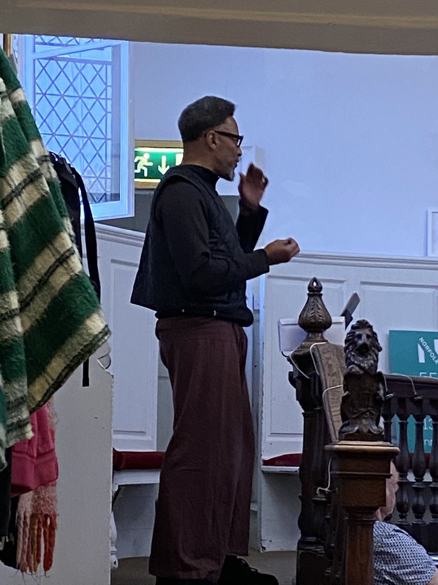 Jen Langeskov tweet media