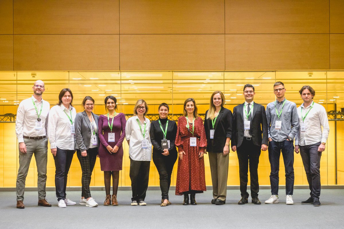 drdugic's tweet photo. 💥The Young Talent Group @my_ueg 

#GITwitter #Livertwitter #UEGWeek22 #UEGWeek https://t.co/huG0n7FptY