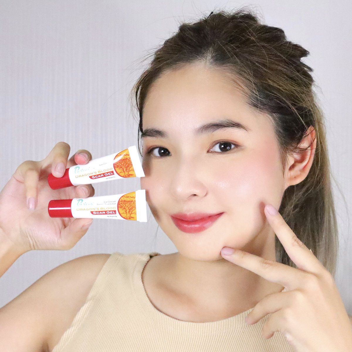 Puricas คือหมดแล้วต้องซื้อซ้ำอะ สำหรับเราคือเป็นเจลลดรอยที่เห็นผลชัดสุดแล้ว 2 อาทิตย์เห็นผลจริง เวลาสิวหรือแผลเริ่มหายอะ ให้รีบหยิบมาทาเลย มันช่วยได้จริงๆ รอยแผลจางลงเร็วมาก แต่ต้องทาแบบสม่ำเสมอนะ ราคาไม่แพงด้วย ไปตำๆ #ใช้ดีบอกต่อ #ไว้รีวิวห้ามขายของโว้ย