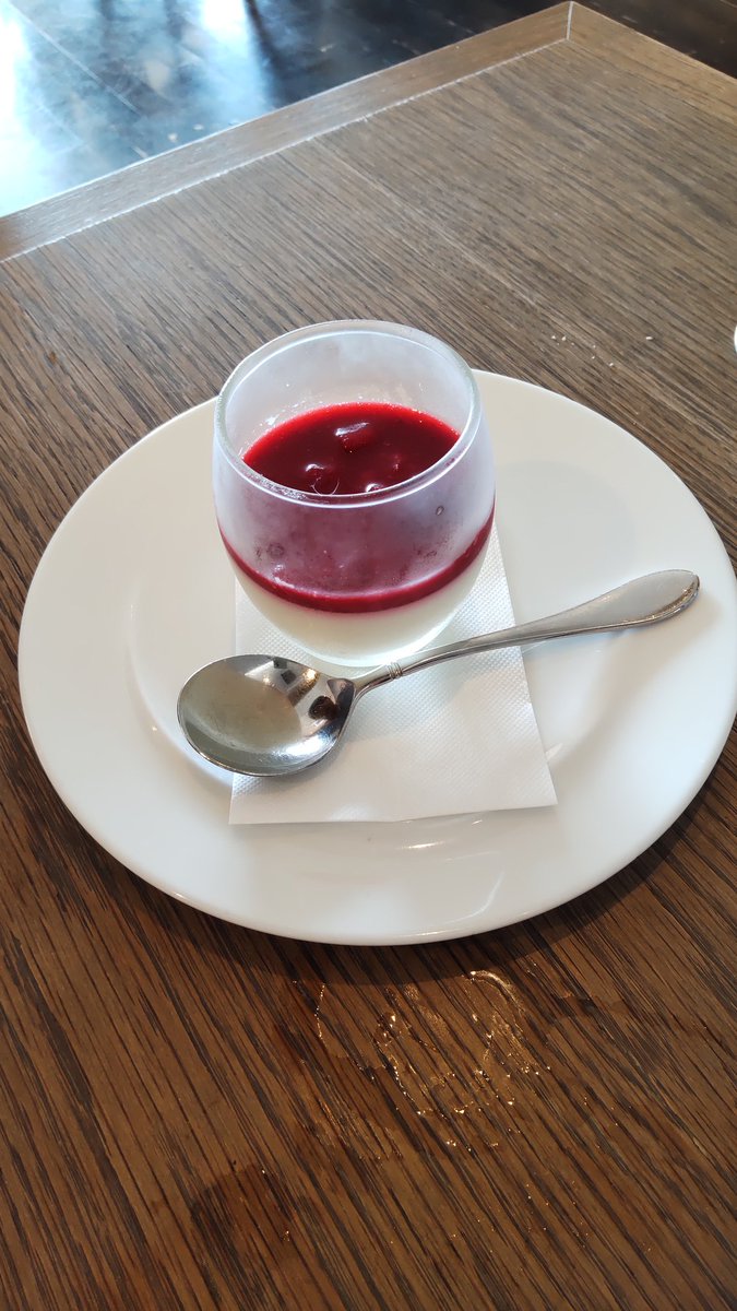 griffon7305's tweet photo. 逗子の海岸沿いにあるイタリアン「CANTINA」。ホタテのカルパッチョはアラカルトメニューから。めちゃうま。逗子市のふるさと納税返礼品にて。
#逗子 #CANTINA #イタリアン https://t.co/xpGDfLg0BP