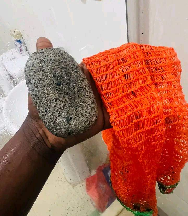 Who still use this for bathing 🖐️