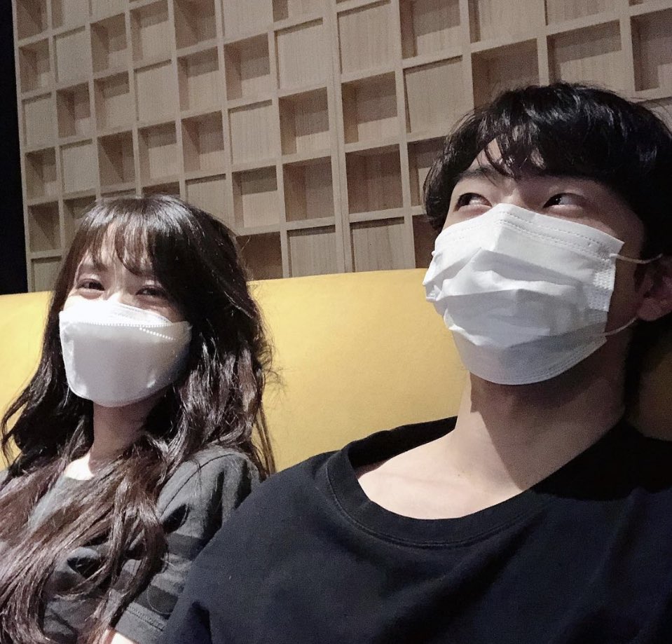 Jekipsh's tweet photo. PEB cover magazine for November Issue, Kim min jae birthday in november jus saying ๐คญ #Binjae https://t.co/rFuQ3jIHn0