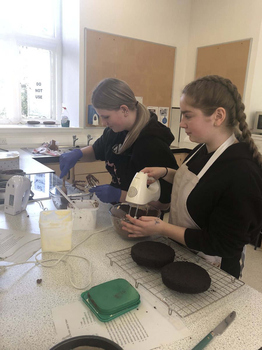 HomeHuntly's tweet photo. After a term of hard work, my S3 class decided to make a chocolate cake to share with their family, to celebrate the end of term 1. https://t.co/1MtCchijxI