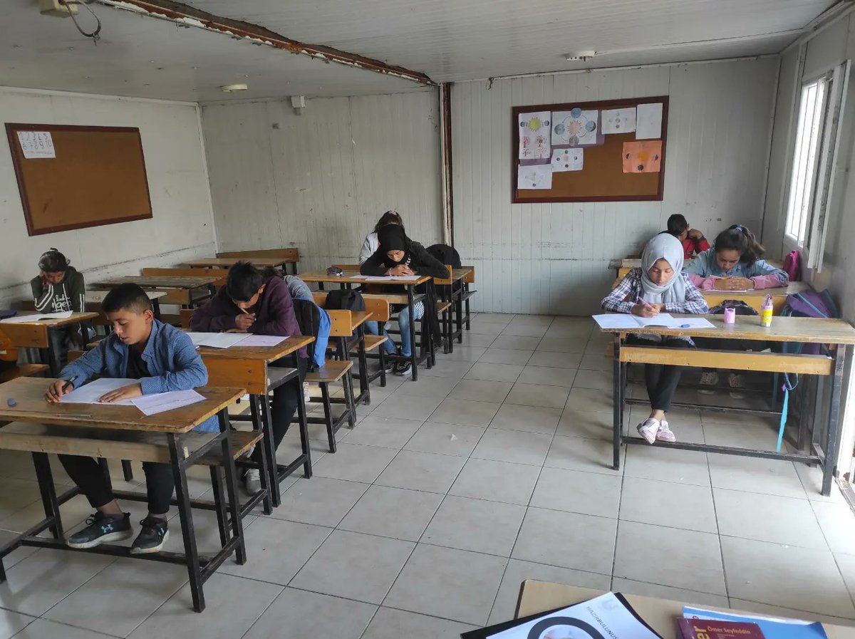 BugdaytepeO's tweet photo. Şanlıurfa İl Mem tarafından ilimizdeki tüm 8.sınıf öğrencilerine uygulanan "Hazırbulunuşluk Sınavını" gerçekleştirdik. @MemHarran @sanliurfammem63 https://t.co/D9iQxhpaws