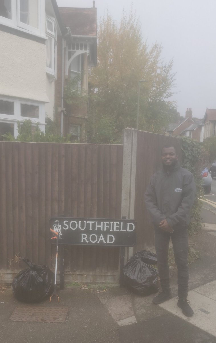 Litter pick this morning on Divinity and Southfield Road.