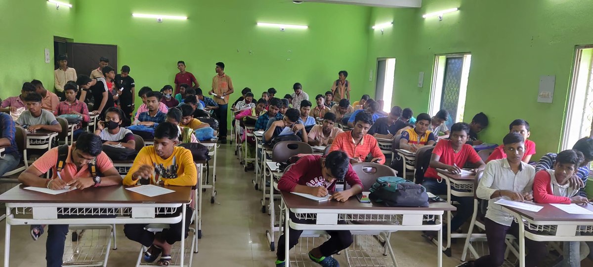 DYONykPuri's tweet photo. NYK, Puri Intensive Volunteer Enrollment Program (IVEP) at Govt. ITI College, Puri on 13th October,2022. #NYKSINDIA #nyksodisha @Nyksindia,@ianuragthakur,@YASMinistry #ianuragthakur #dmpuri #NehruYuvaKendraPuri. https://t.co/SATGu3q2Ip