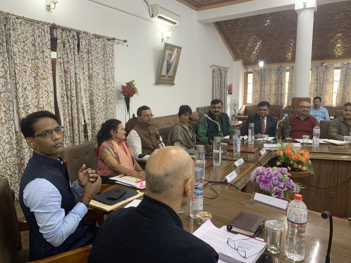 J&K State Taxes Department (@jk_gst_jk) on Twitter photo #Jammu & #Kashmir State Taxes Deptt. organize an interactive session with MoS Finance <a href="/mppchaudhary/">Pankaj Chaudhary</a> for trade associations in presence of senior officers from <a href="/IncomeTaxIndia/">Income Tax India</a>, CGST, Excise, Industries, Handloom & Handicrafts, <a href="/JandKBank/">J&K Bank</a> & State Taxes.
<a href="/FinMinIndia/">Ministry of Finance</a> <a href="/cbic_india/">CBIC</a> #Jammu & #Kashmir State Taxes Deptt. organize an interactive session with MoS Finance <a href="/mppchaudhary/">Pankaj Chaudhary</a> for trade associations in presence of senior officers from <a href="/IncomeTaxIndia/">Income Tax India</a>, CGST, Excise, Industries, Handloom & Handicrafts, <a href="/JandKBank/">J&K Bank</a> & State Taxes.
<a href="/FinMinIndia/">Ministry of Finance</a> <a href="/cbic_india/">CBIC</a>