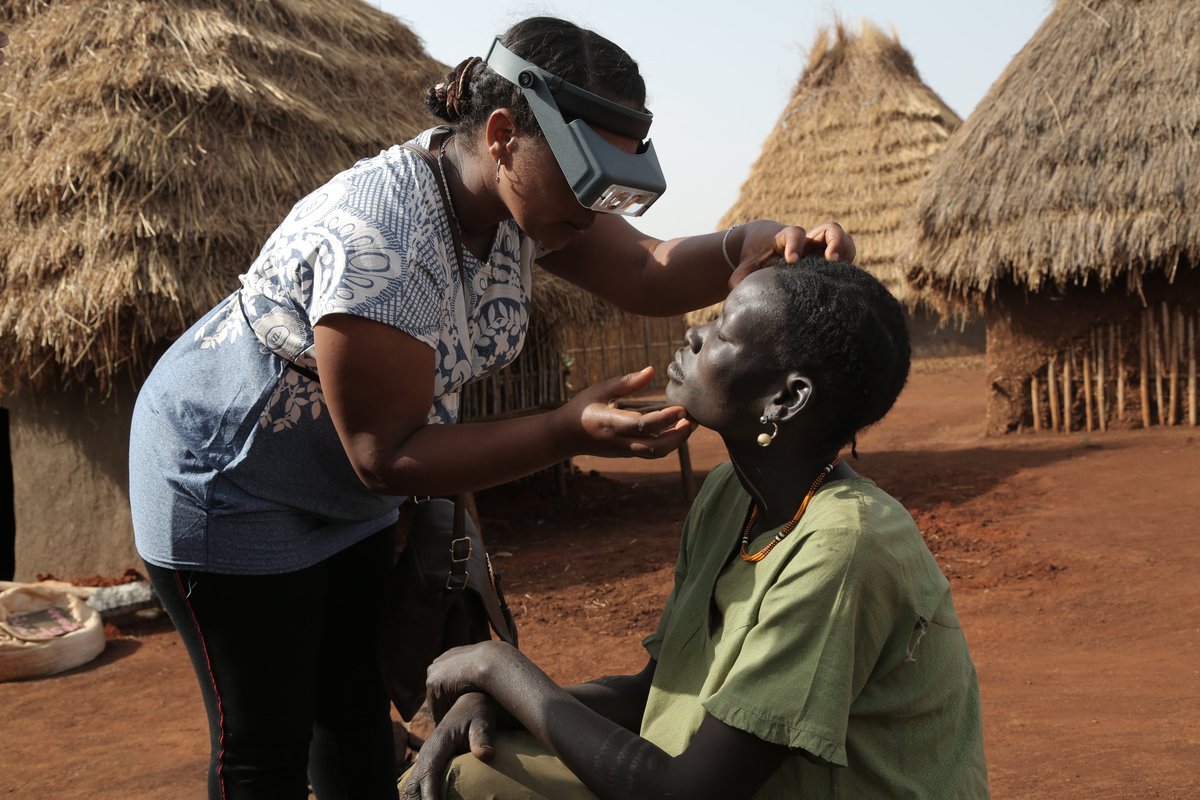 Today is #WorldSightDay2022! Our partners are working hand-in-hand 🤝 with countries to treat & prevent sight-robbing diseases such as river blindness & trachoma. @ActNTDsWest @RTIfightsNTDs @CarterCenter @COR_NTD @TrachomaControl #NTDsinSight