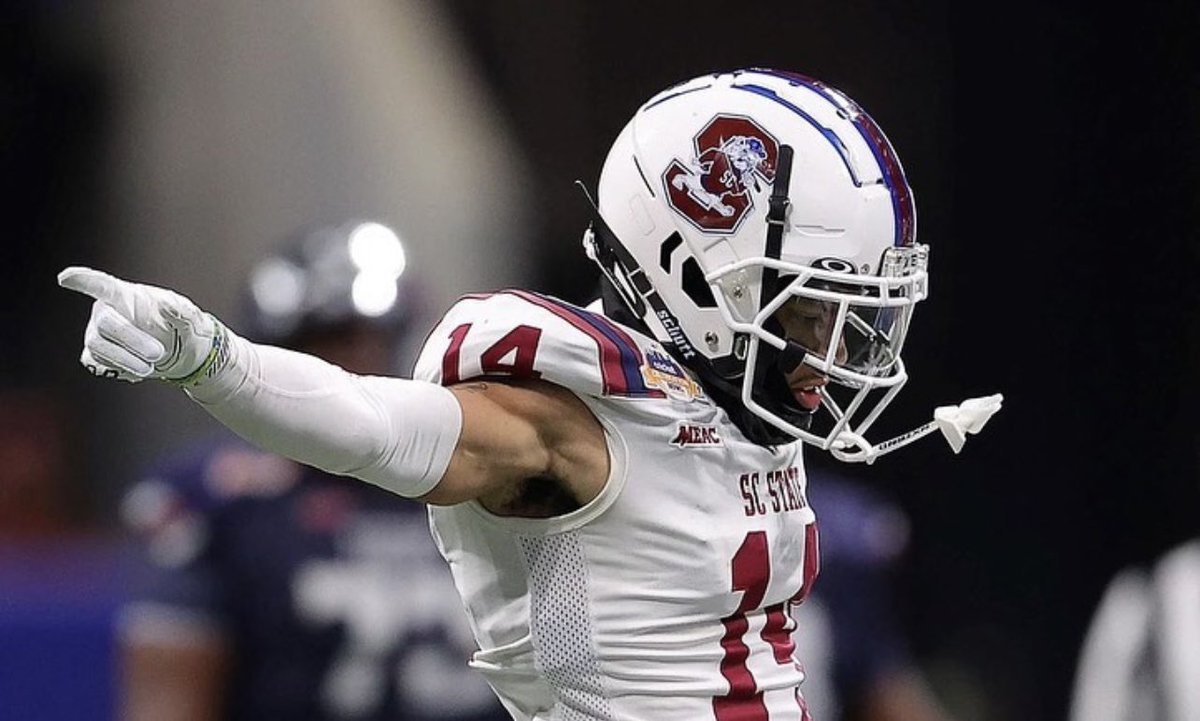 After an amazing visit and conversation with @blam55, I’m beyond BLESSED to receive my first Offer from SC State  <a href="/SCState_Fb/">South Carolina State Football</a> <a href="/ericparkerbc/">Eric Parker</a> <a href="/BearCounty_FB/">Burke County High School Football</a>