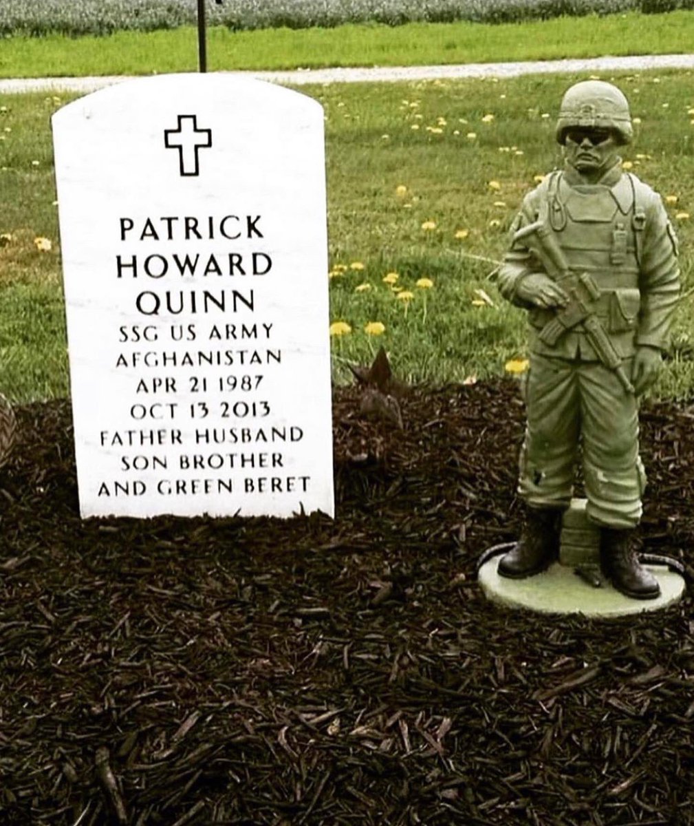 op_hawkeye's tweet image. 10.13.2013 ~ SSG Patrick Quinn 🇺🇸

#OpHawkeyeRemembers #PatrickQuinn #10thSFG #BronzeStar #PurpleHeart #DeOppressoLiber

📜 greenberetfoundation.org/memorial/patri…
📜 arsof-history.org/fallen/2013_qu…
📰 lancasteronline.com/news/slain-sol…
📰 fortcarsonmountaineer.com/2022/07/honori…
🎥 m.youtube.com/watch?v=Gyq2yF…