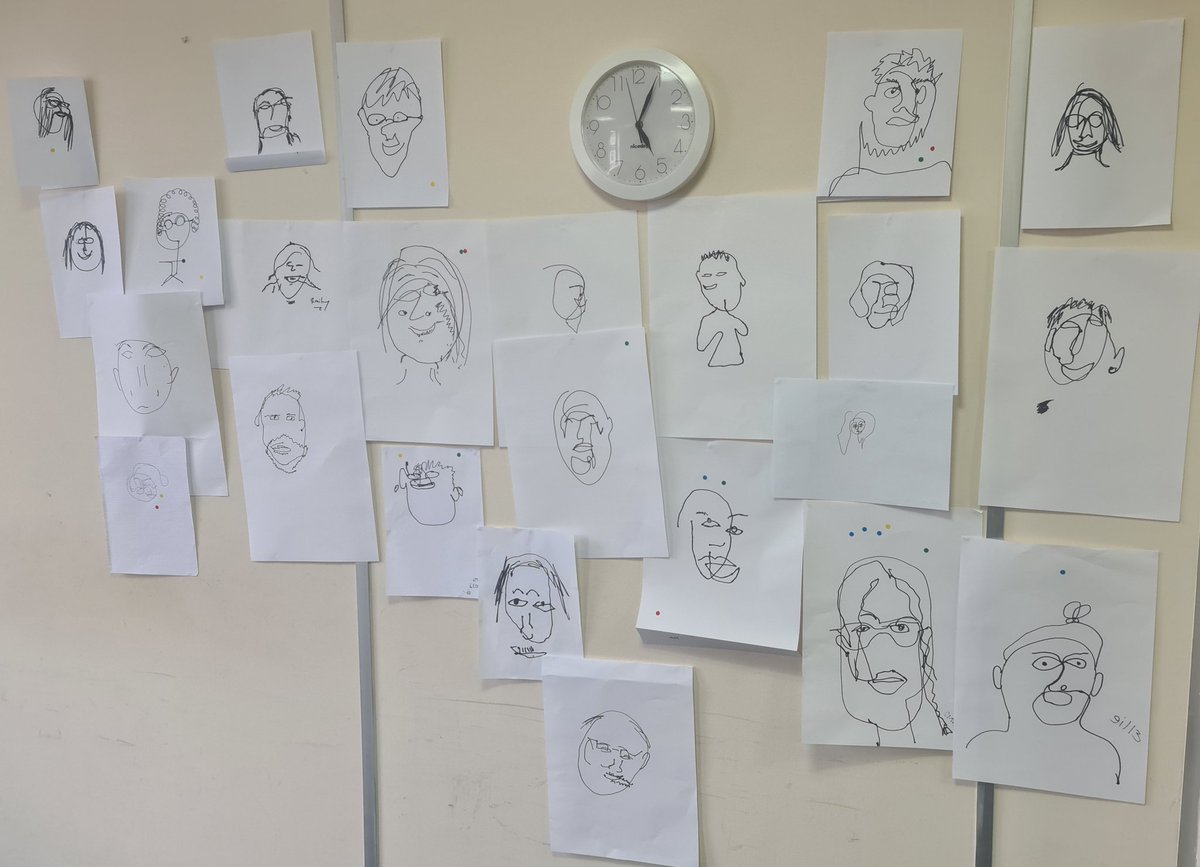 ksdigital01's tweet photo. What do we think about the digital teams art work!! A career in art is on the horizon! 😃  #digitalawayday #teambonding #KSDigital 🎨🖼 https://t.co/TYUf4exVMO