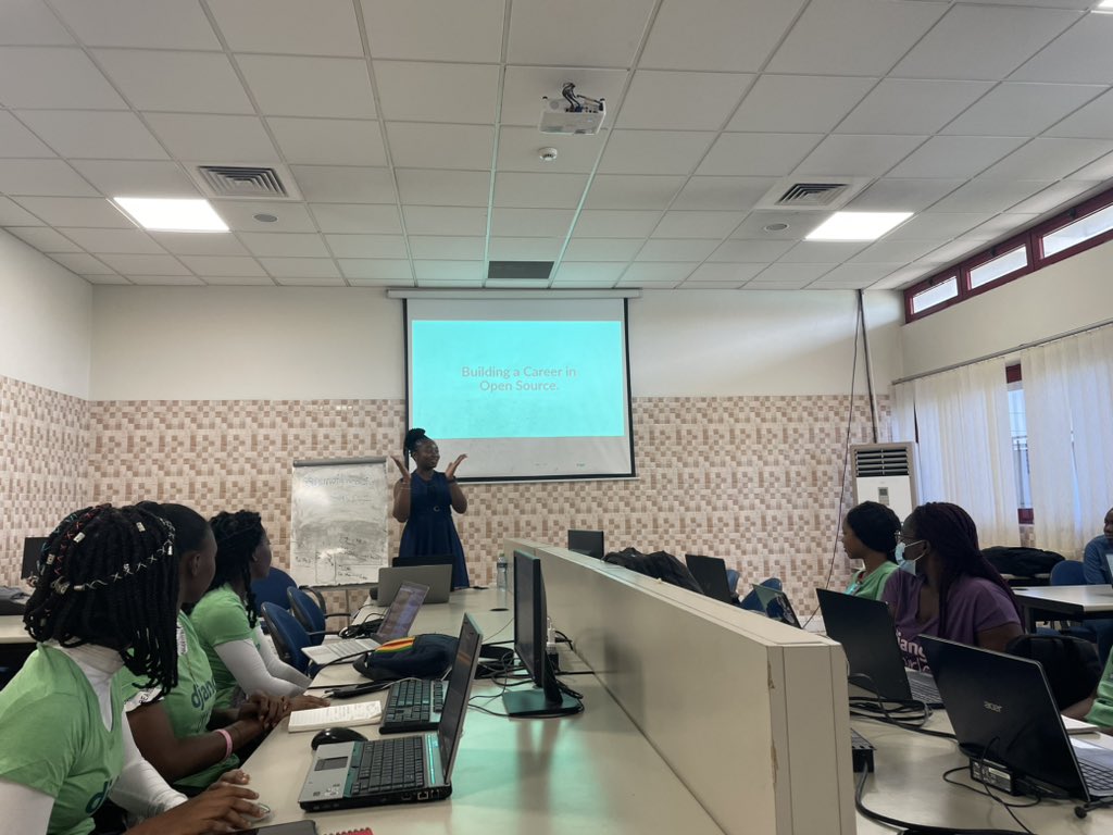 IkegahRuth's tweet image. Django girls @PyconGhana 

#PyconGhana2022