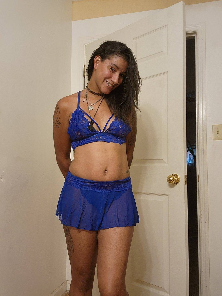 xbrowneyequeenx's tweet photo. @Andy24020 @Hannahlover691 https://t.co/c88UKFaKEC https://t.co/rJSI6Qg6zJ
