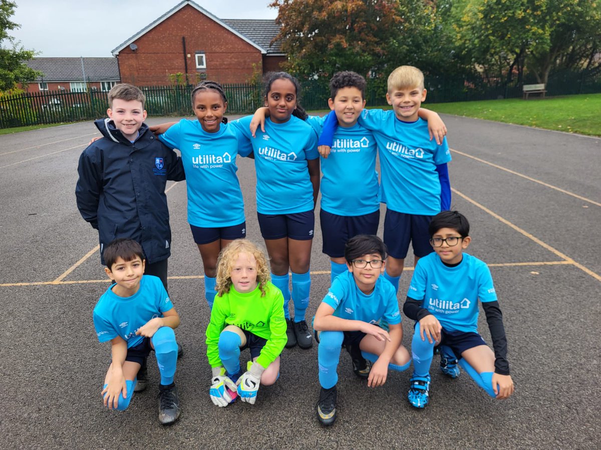 TheChadderton's tweet photo. Congratulations to our U11 football team. Winners of the Dream Big Sports U11 football tournament! We are very proud of you! @_dreambigsports https://t.co/dLzXOb4Dvq
