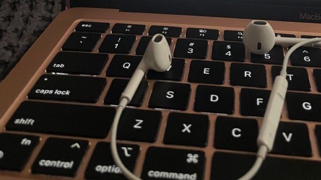 hclovespace's tweet image. 💻 mini nohyuck au ...

in which donghyuck gets his twitter account suspended and twitter support employee jeno has to deal with the annoying user that won't stop sending appeals